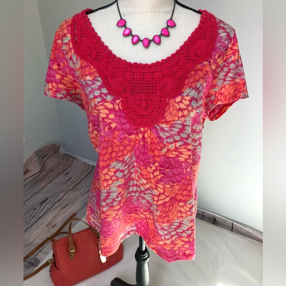 💕St. John’s Bay Pink Crochet Boho Top Size Large - Picture 2 of 5